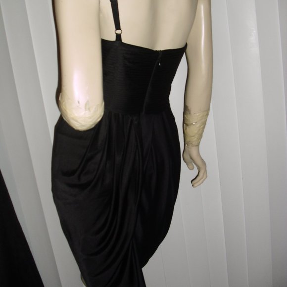 BCBG,black,ruched,off shoulder,ruffled srap,large bow,draped tulip skirt,UNIQUE - Picture 2 of 8